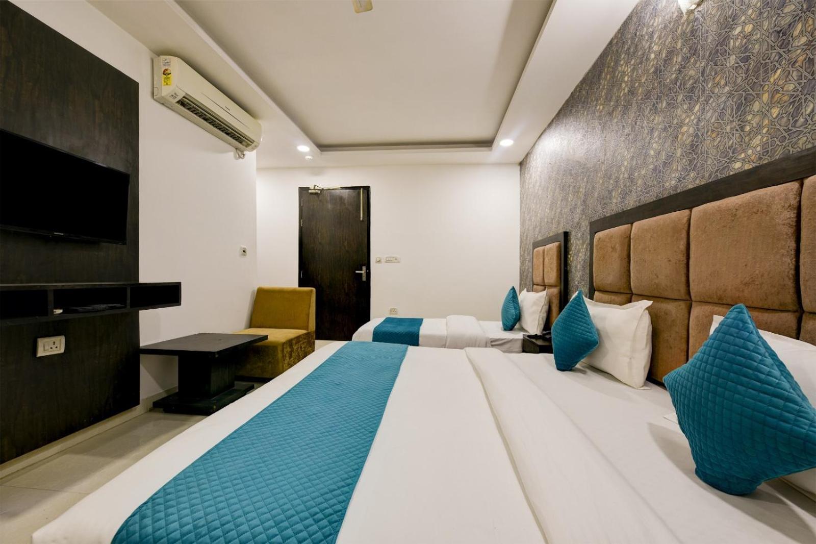 The Glory Suites Near Igi Airport Нью-Дели Экстерьер фото